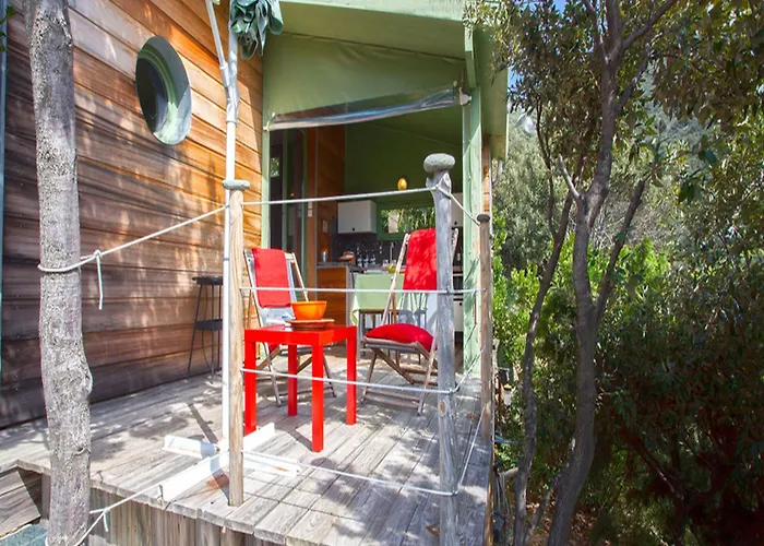 Les Du Cap Corse アパート