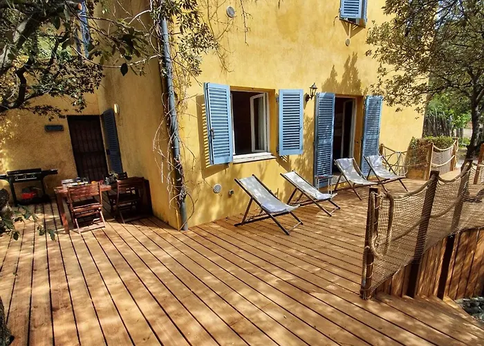 Апартаменты Les Du Cap Corse Нонца